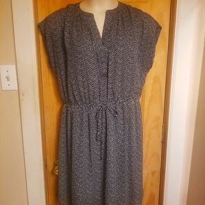 Black & White Apt. 9 Dress LIKE NEW!